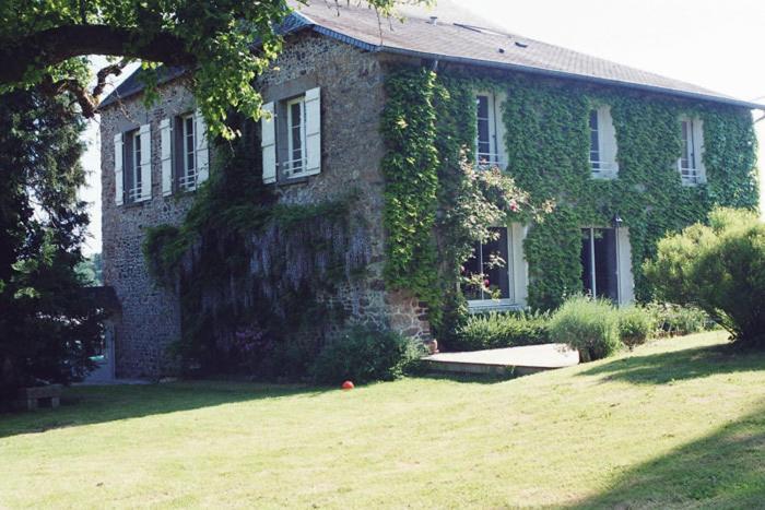 Chambres D'Hotes Les Ifs Montsûrs Exterior foto